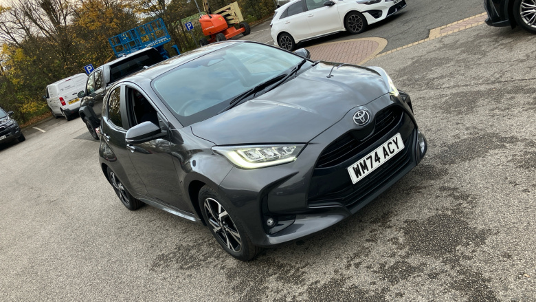 Toyota Yaris 1.5 Hybrid Design 5dr CVT Hybrid Hatchback